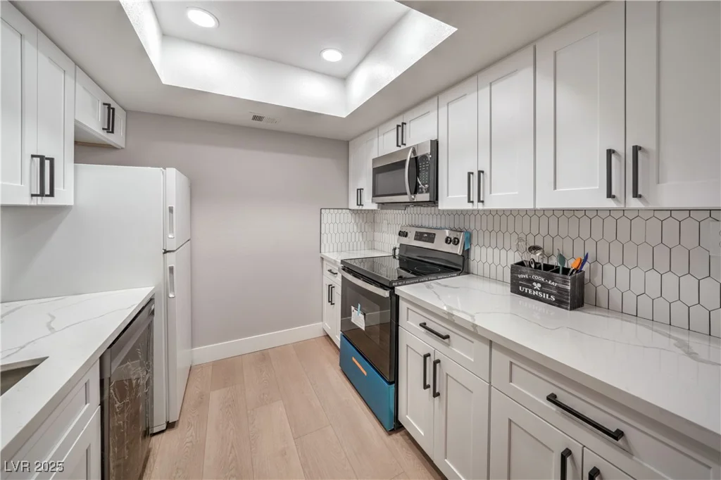 5264 Child, Las Vegas, NV 89103