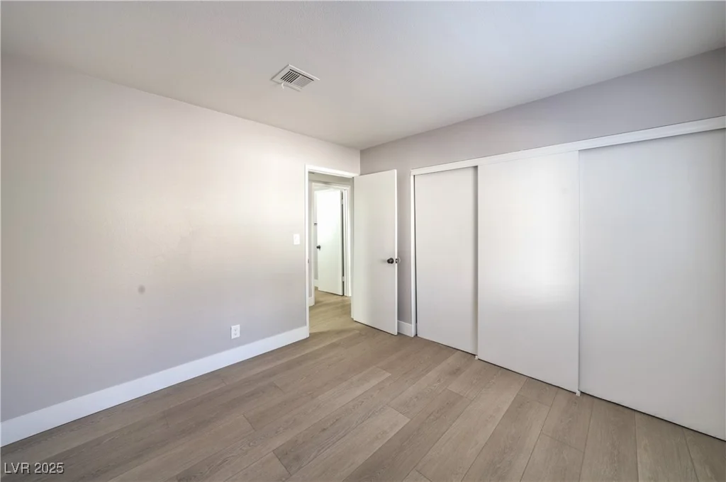 5264 Child, Las Vegas, NV 89103