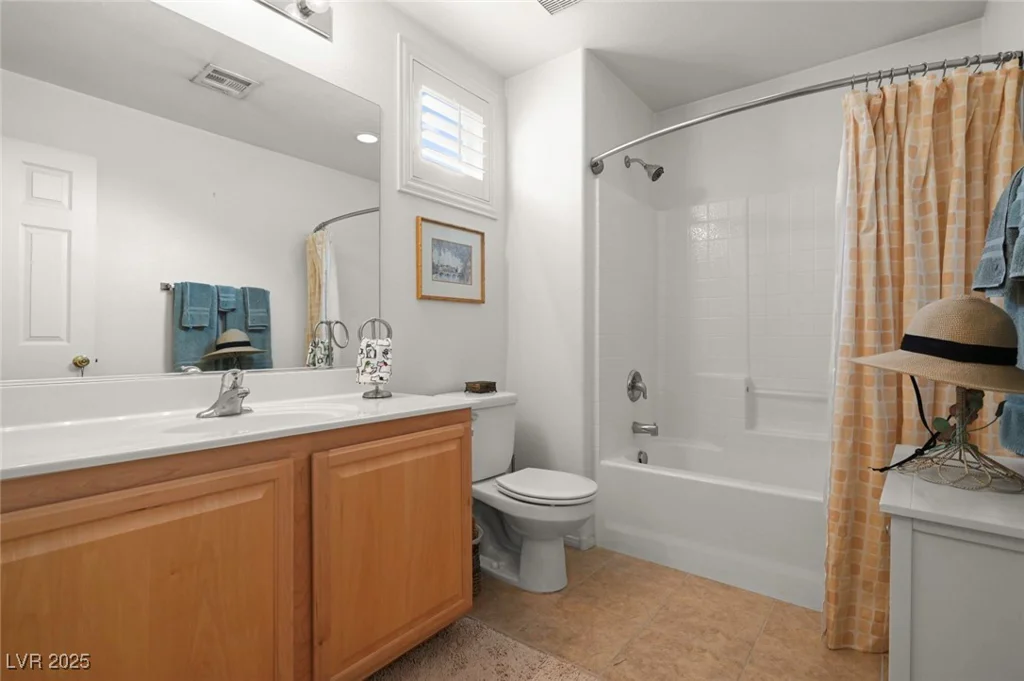 6748 Wormwood, Las Vegas, NV 89148