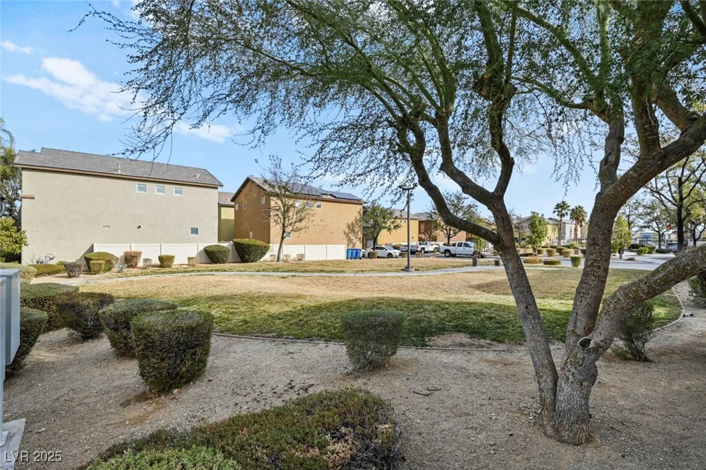 6748 Wormwood, Las Vegas, NV 89148