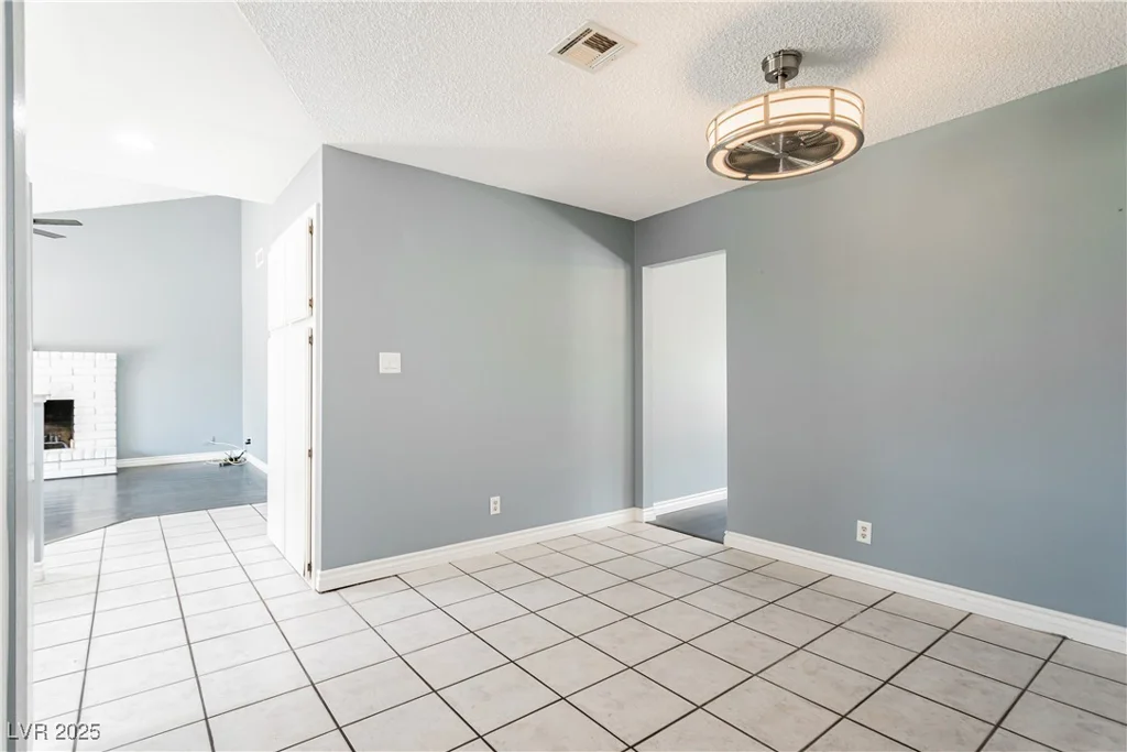 911 Pescados, Las Vegas, NV 89123