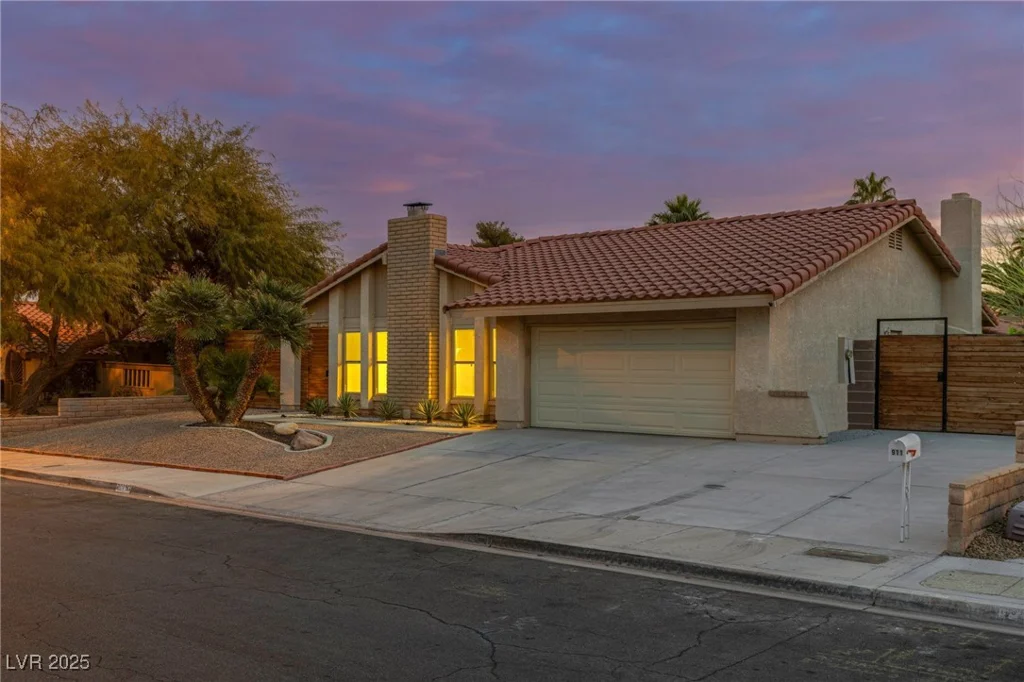 911 Pescados, Las Vegas, NV 89123