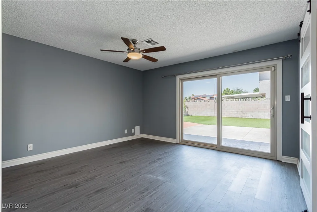 911 Pescados, Las Vegas, NV 89123