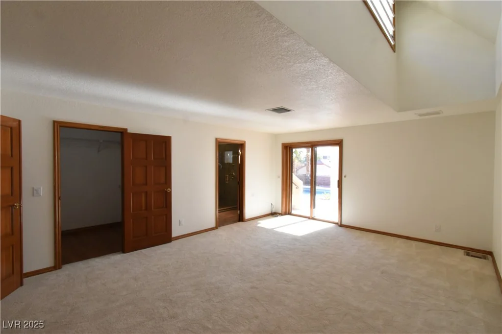 1655 Stonehill, Las Vegas, NV 89156