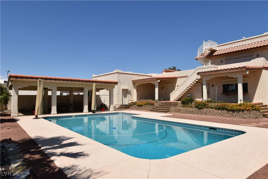 1655 Stonehill, Las Vegas, NV 89156