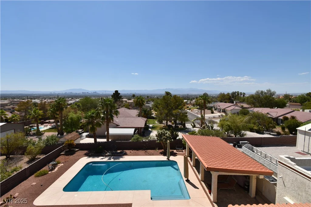 1655 Stonehill, Las Vegas, NV 89156