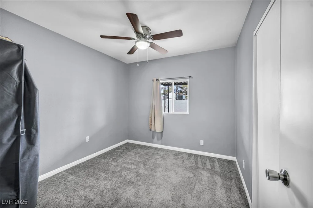 2009 Los Altos, Las Vegas, NV 89102