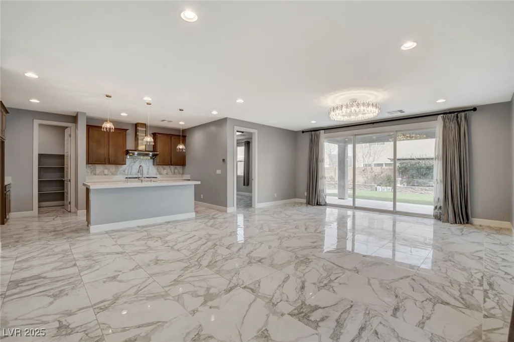8372 Brimson, Las Vegas, NV 89148