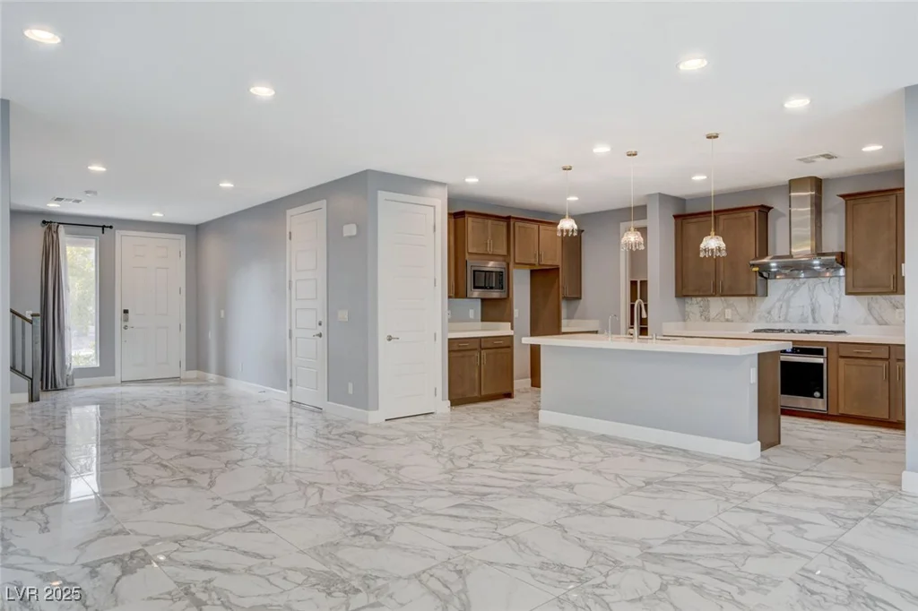 8372 Brimson, Las Vegas, NV 89148
