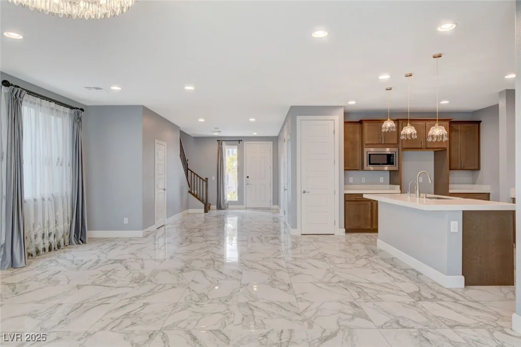 8372 Brimson, Las Vegas, NV 89148