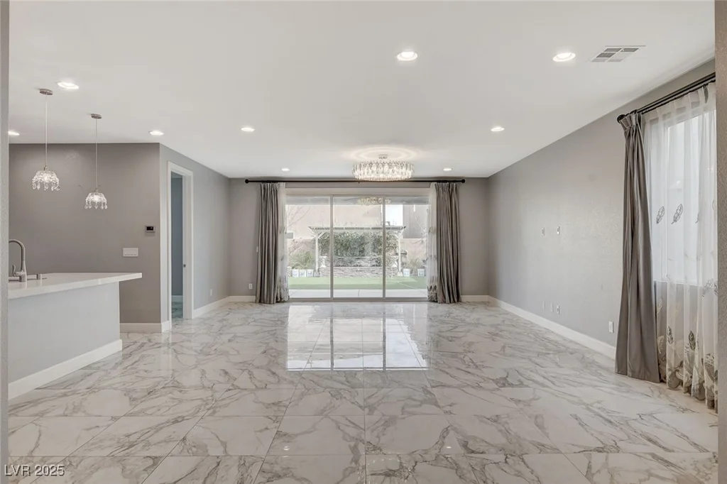 8372 Brimson, Las Vegas, NV 89148