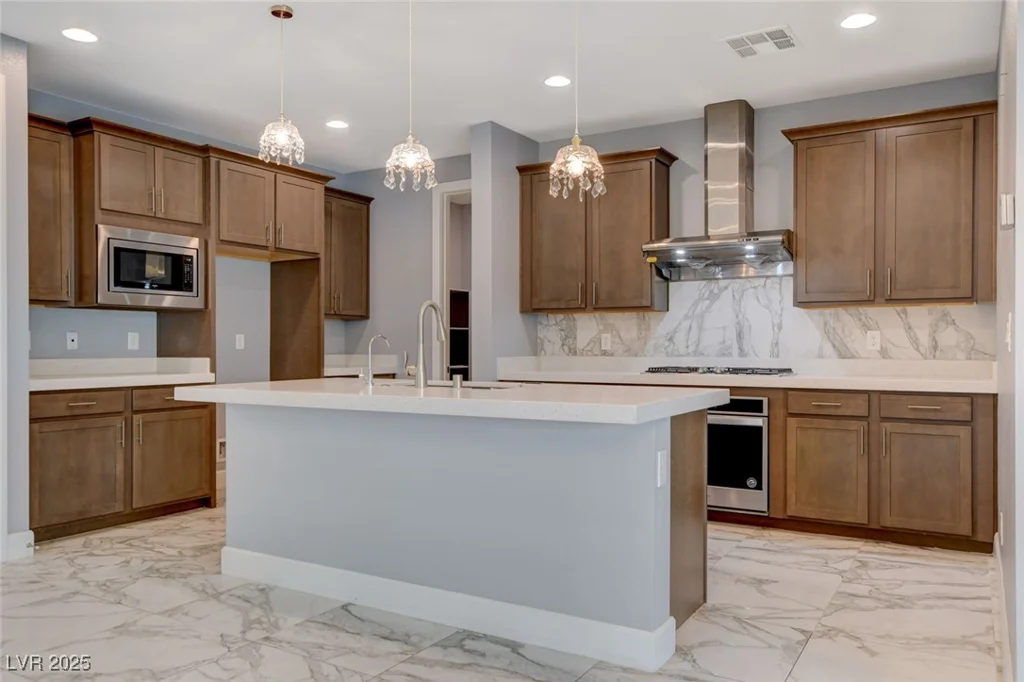 8372 Brimson, Las Vegas, NV 89148