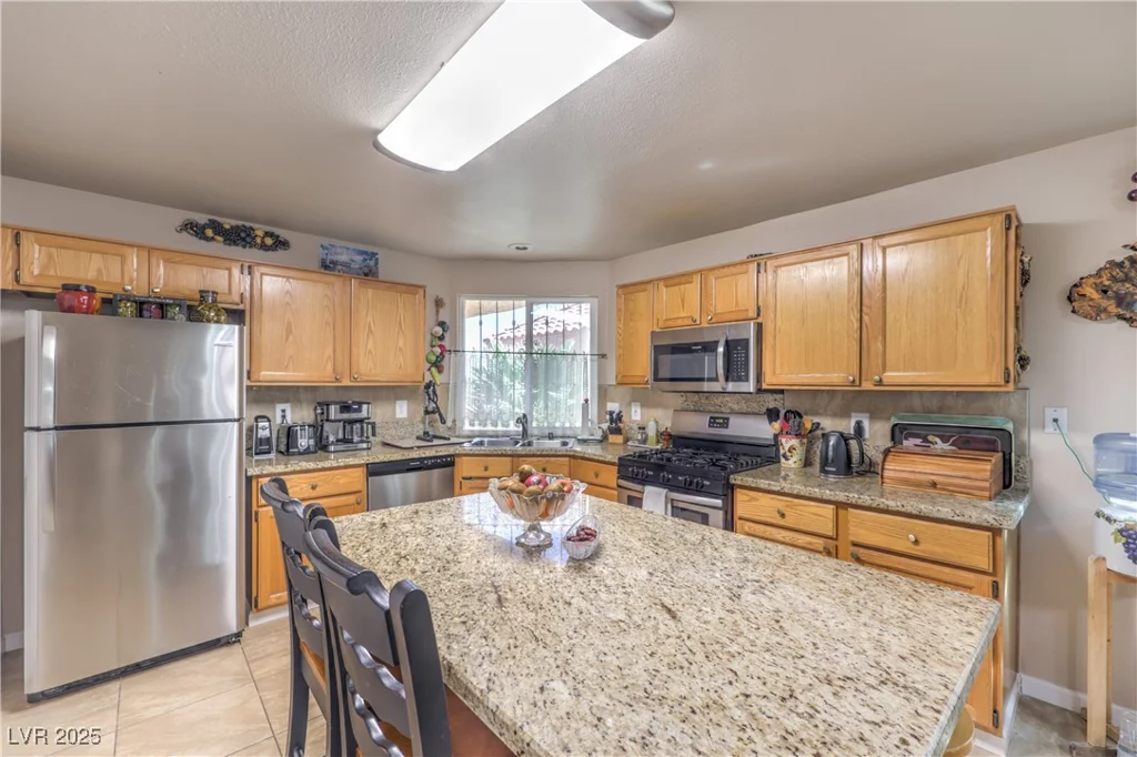 7873 Cherry River, Las Vegas, NV 89145