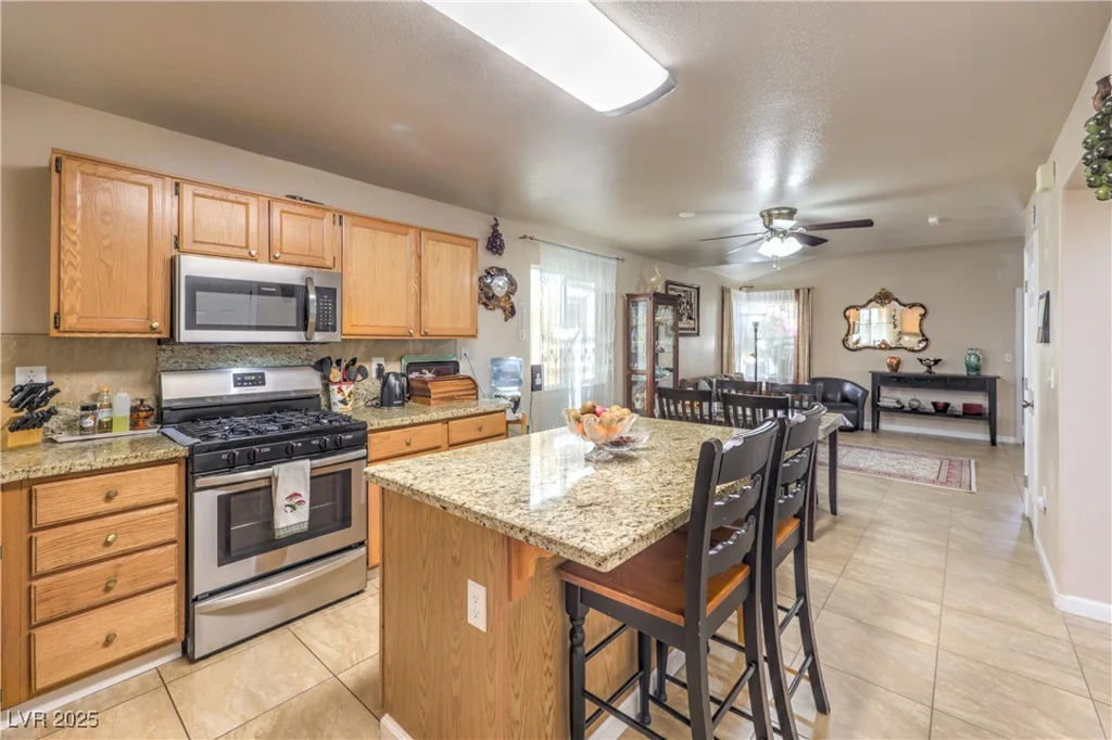 7873 Cherry River, Las Vegas, NV 89145