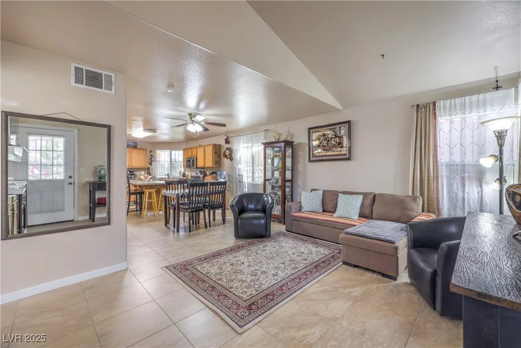 7873 Cherry River, Las Vegas, NV 89145