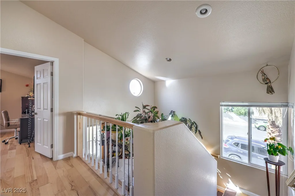 7873 Cherry River, Las Vegas, NV 89145