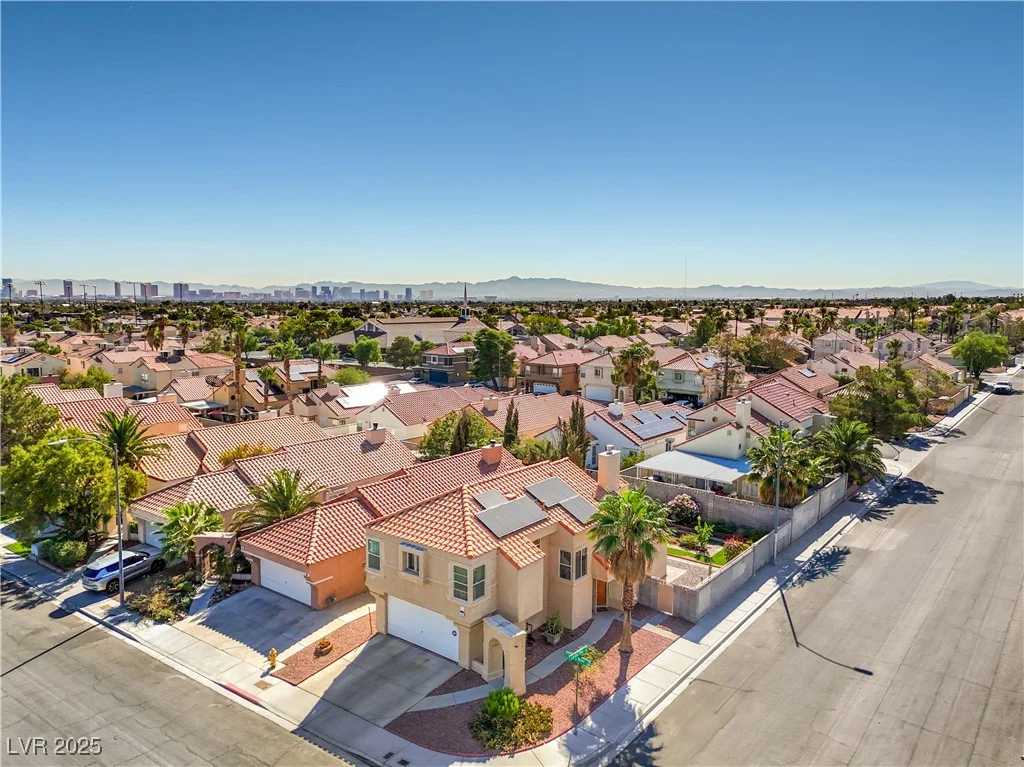 7873 Cherry River, Las Vegas, NV 89145