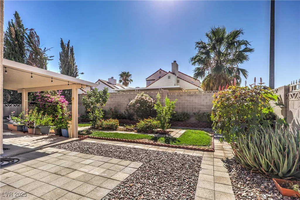 7873 Cherry River, Las Vegas, NV 89145