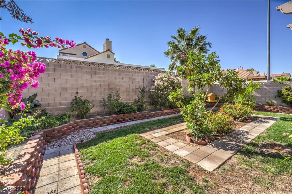 7873 Cherry River, Las Vegas, NV 89145