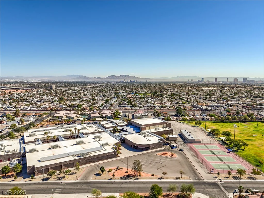 7873 Cherry River, Las Vegas, NV 89145