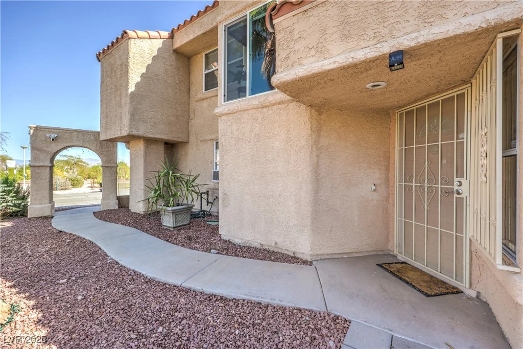 7873 Cherry River, Las Vegas, NV 89145
