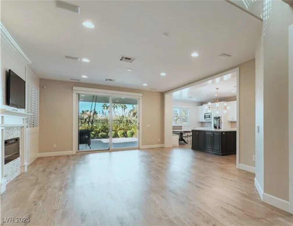 927 Via Canale, Henderson, NV 89011