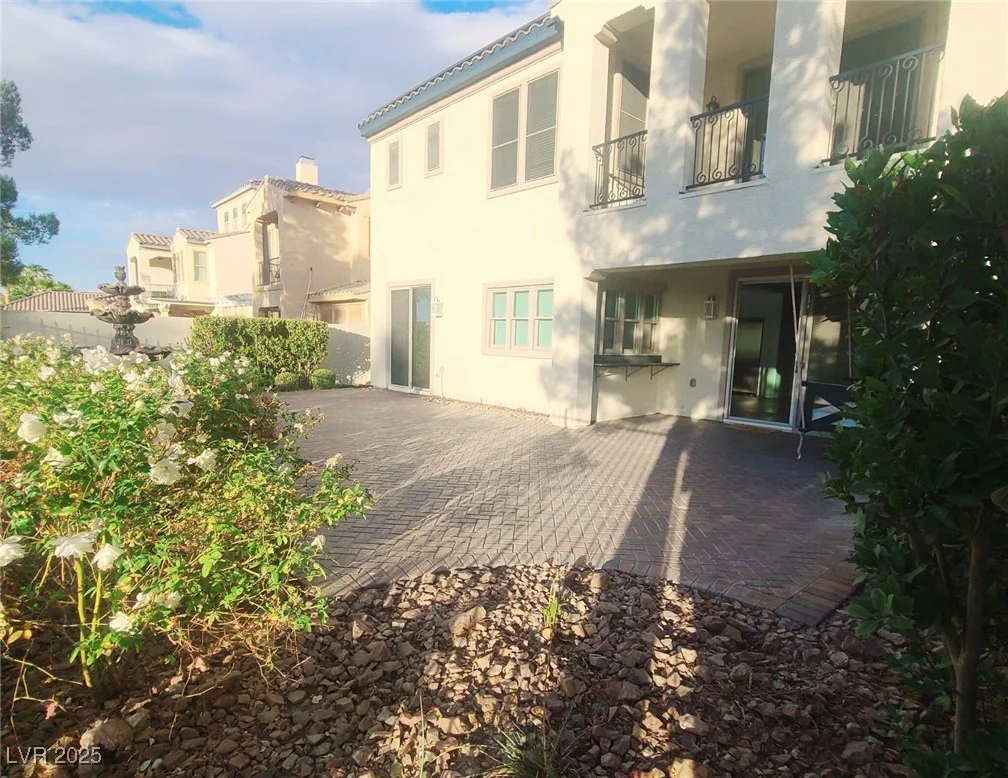 927 Via Canale, Henderson, NV 89011