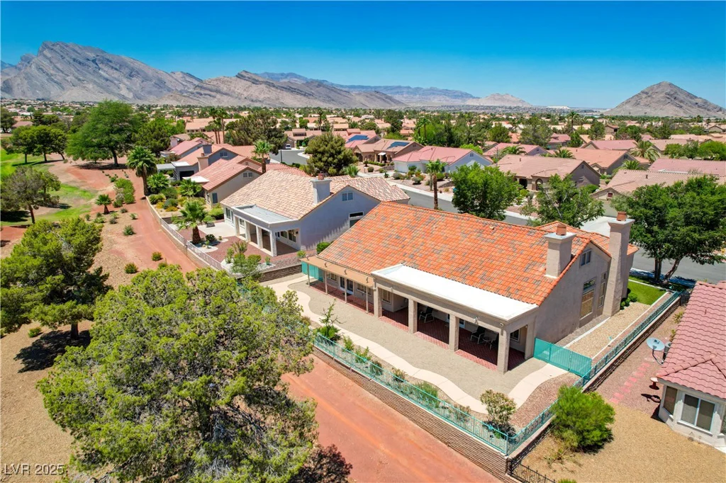 9609 Eagle Valley, Las Vegas, NV 89134