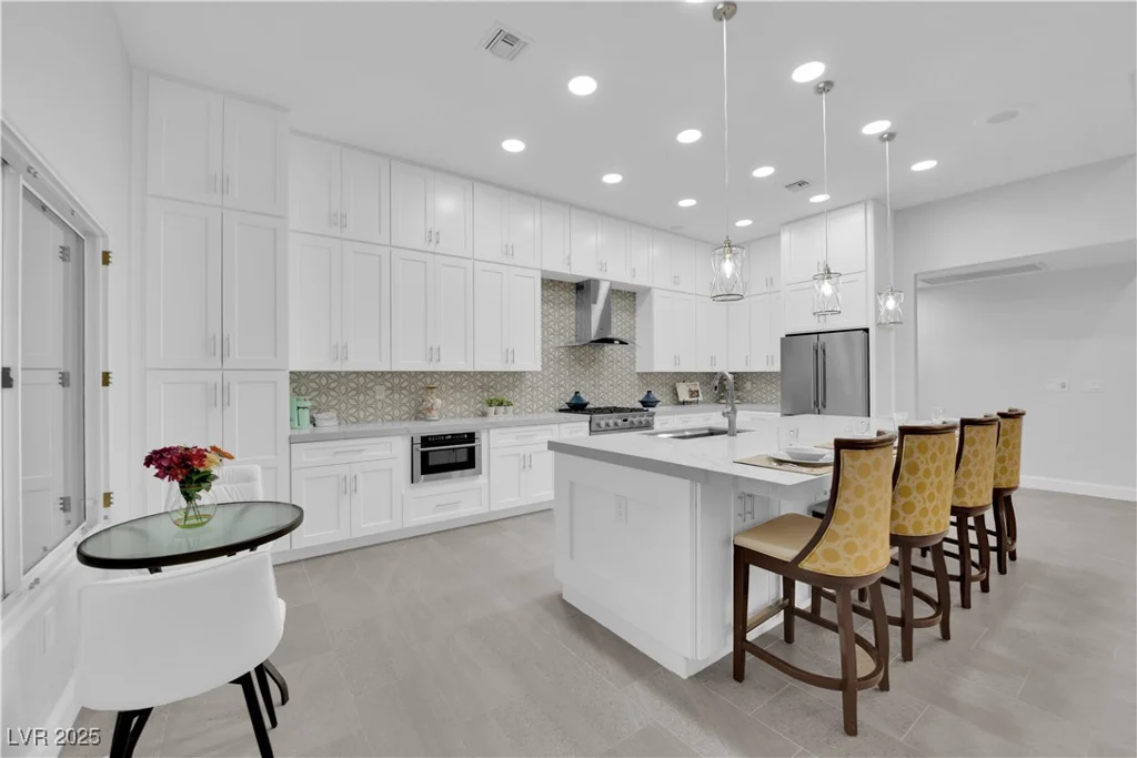 9609 Eagle Valley, Las Vegas, NV 89134