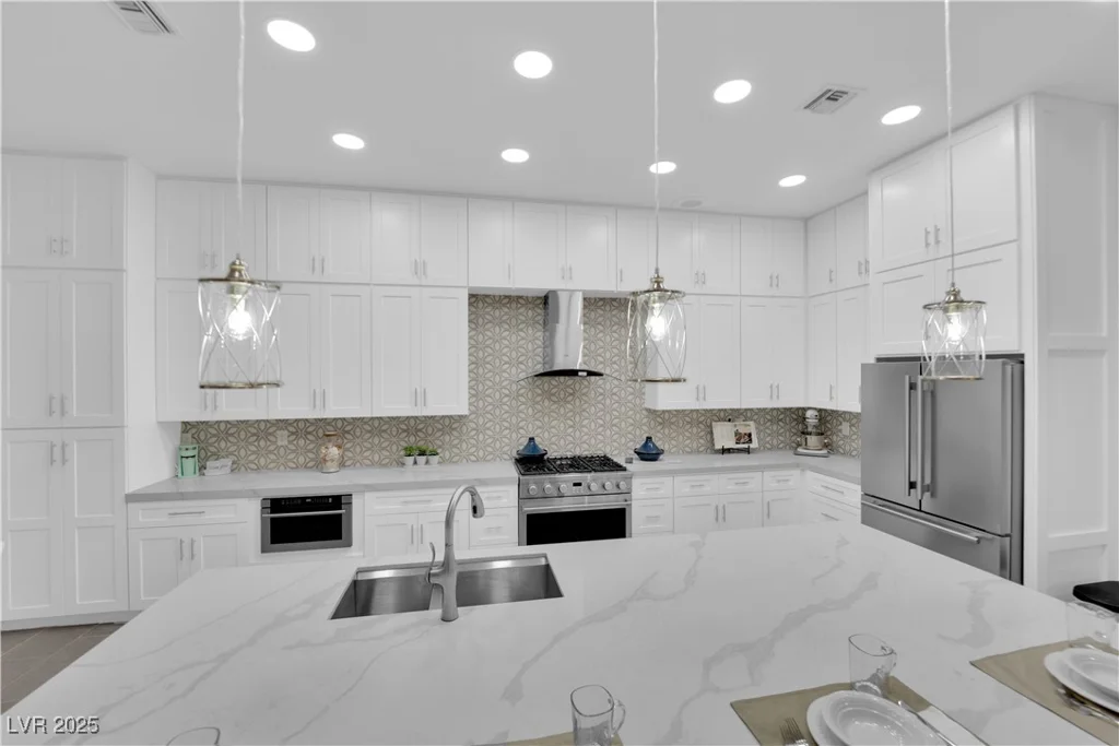 9609 Eagle Valley, Las Vegas, NV 89134