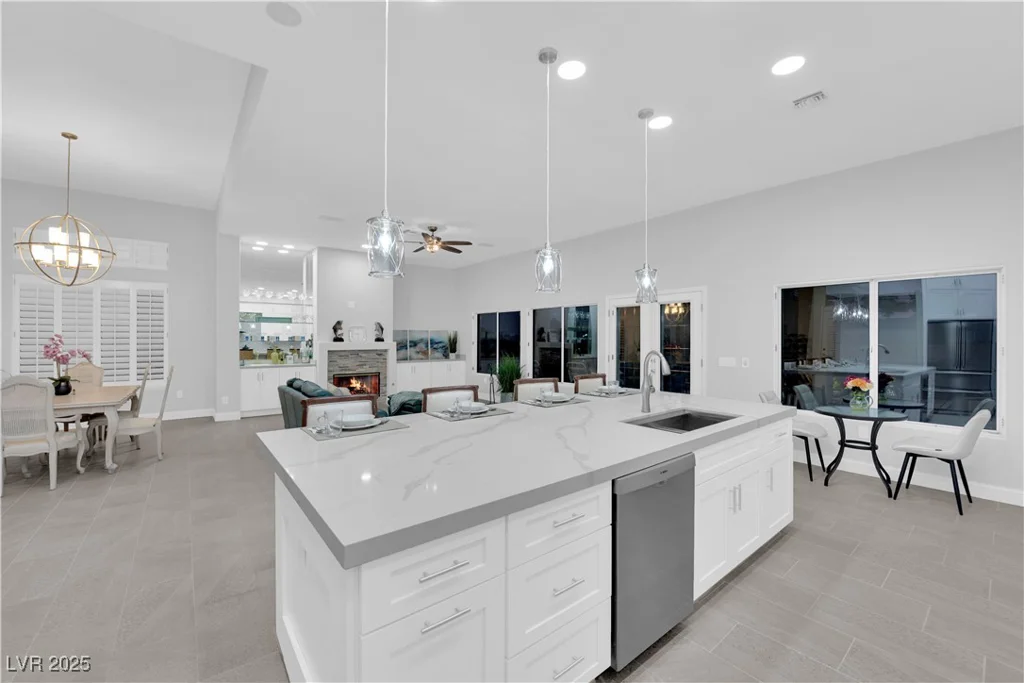 9609 Eagle Valley, Las Vegas, NV 89134