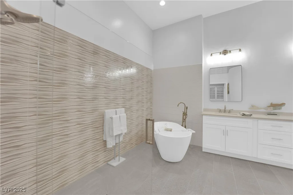 9609 Eagle Valley, Las Vegas, NV 89134