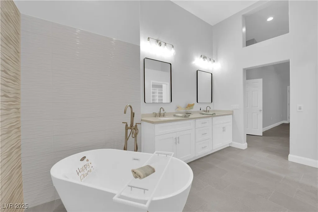 9609 Eagle Valley, Las Vegas, NV 89134