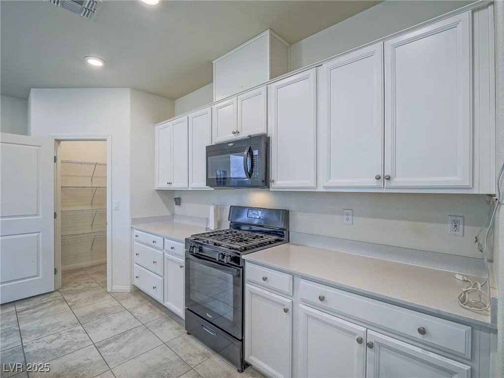 4219 Tarim, Las Vegas, NV 89147
