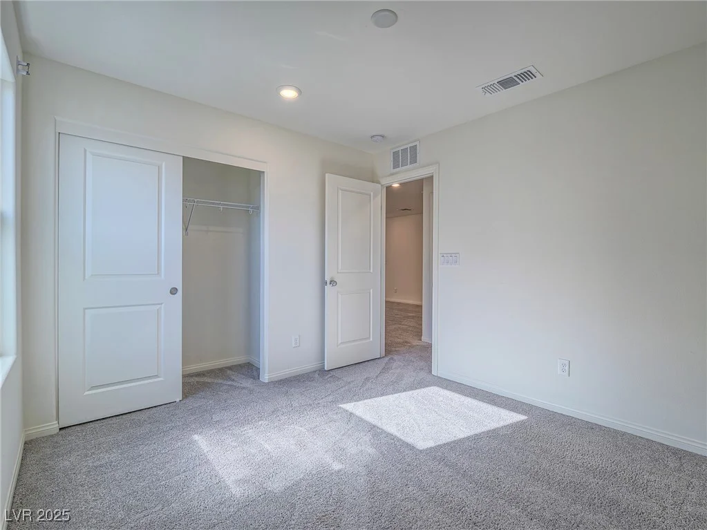 4219 Tarim, Las Vegas, NV 89147