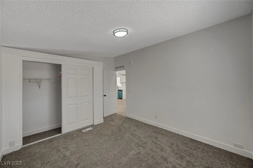 6110 Dodd, Las Vegas, NV 89122