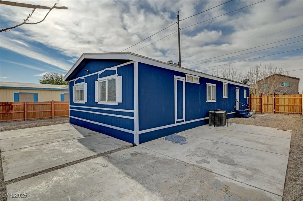 6110 Dodd, Las Vegas, NV 89122