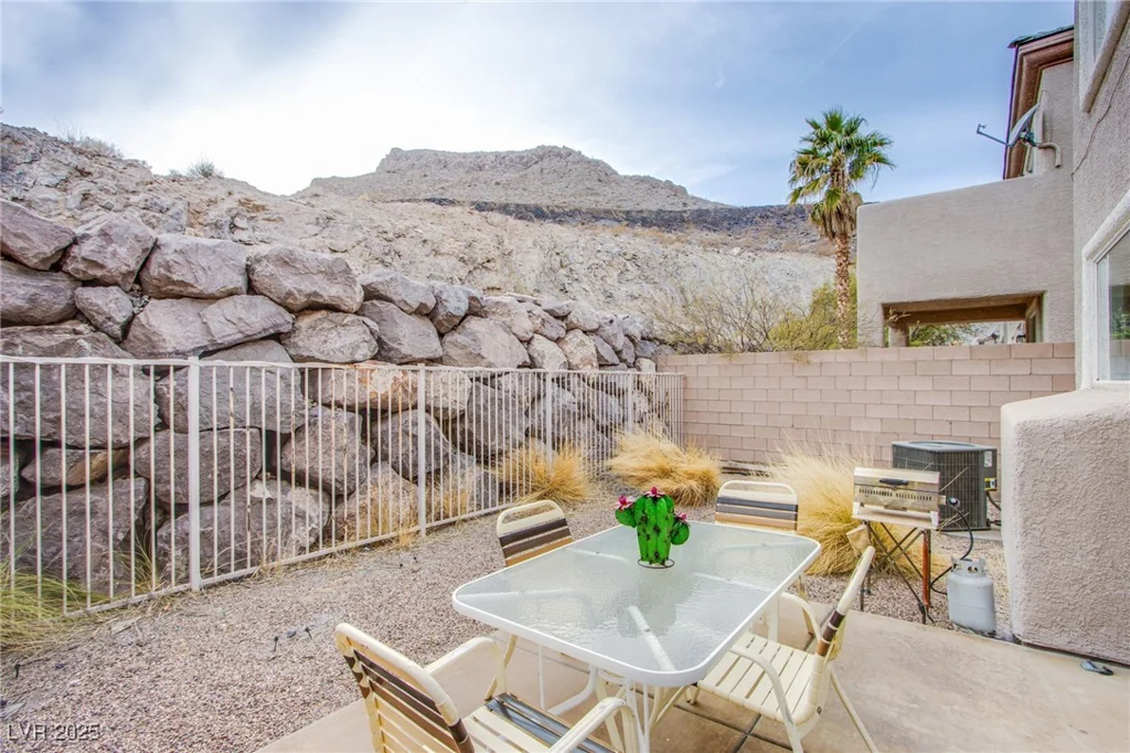 723 Value Ridge, Henderson, NV 89012
