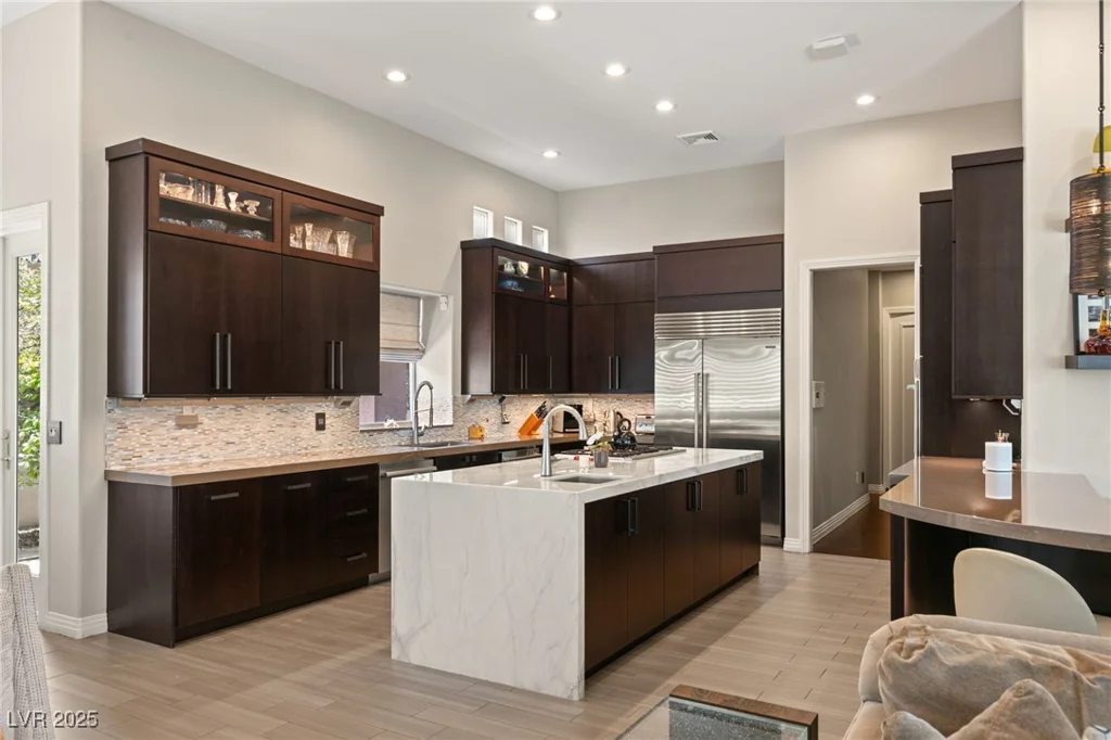 9113 Golden Eagle, Las Vegas, NV 89134