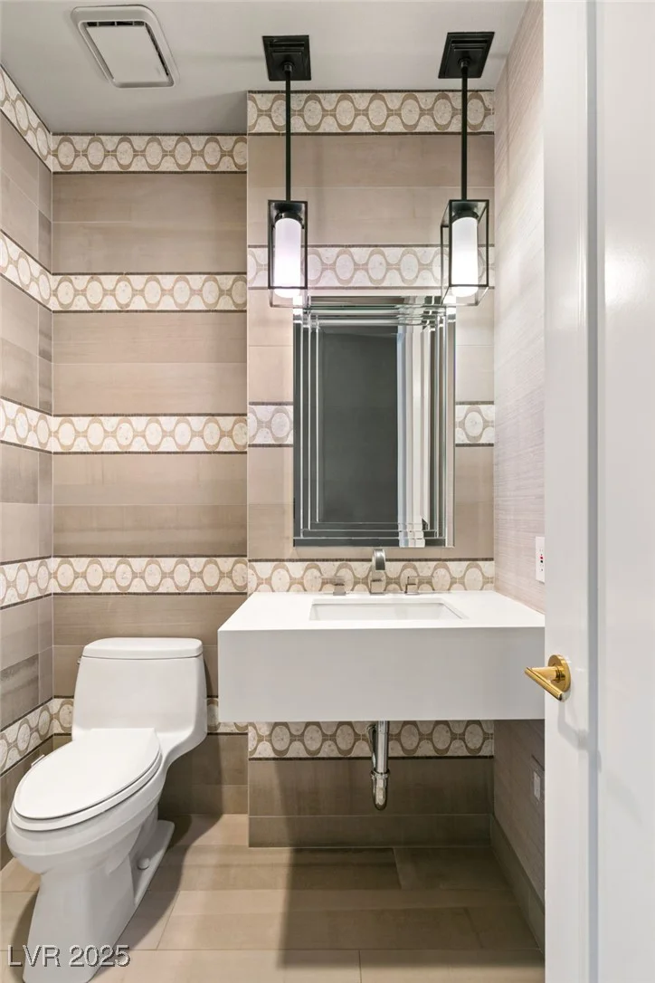 9113 Golden Eagle, Las Vegas, NV 89134