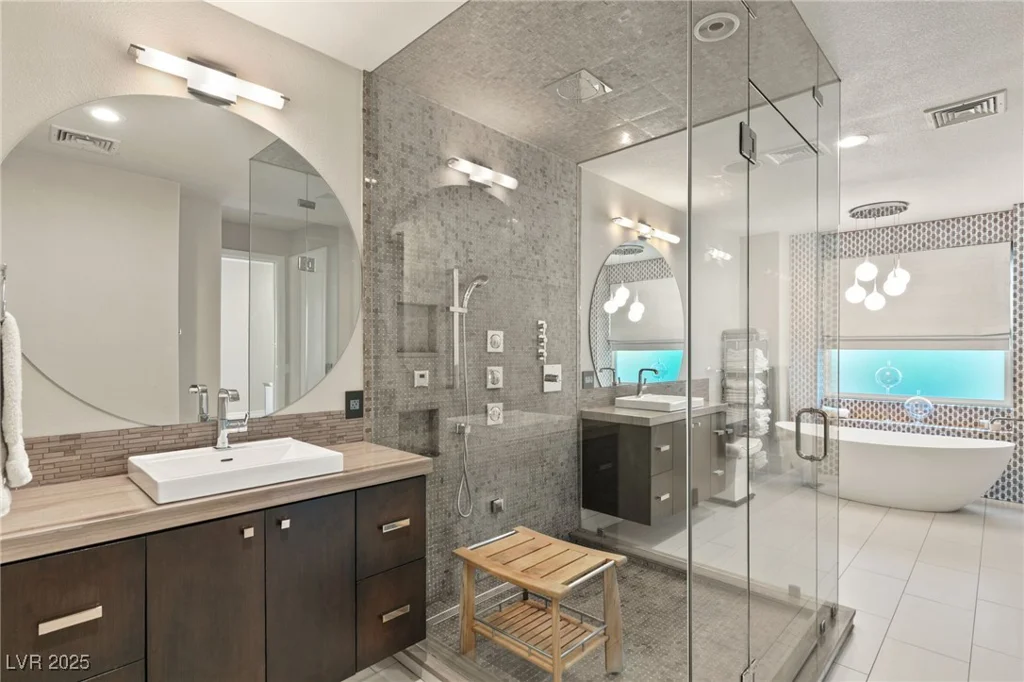 9113 Golden Eagle, Las Vegas, NV 89134