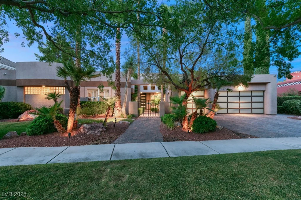 9113 Golden Eagle, Las Vegas, NV 89134