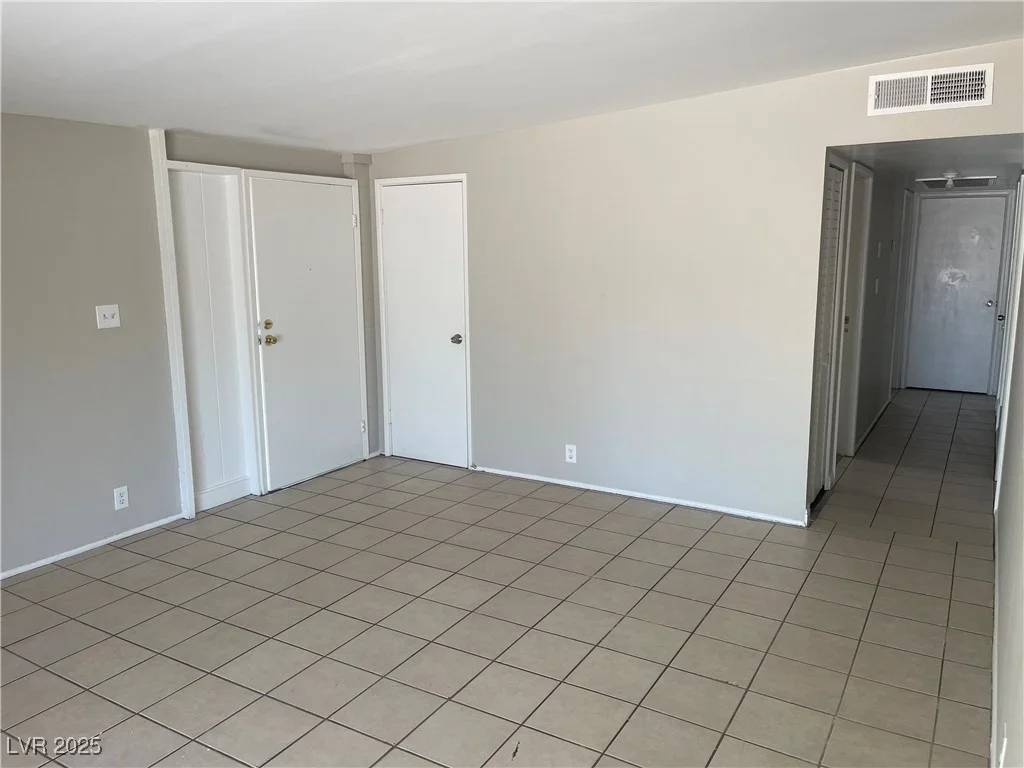 1901 Belmont, North Las Vegas, NV 89030