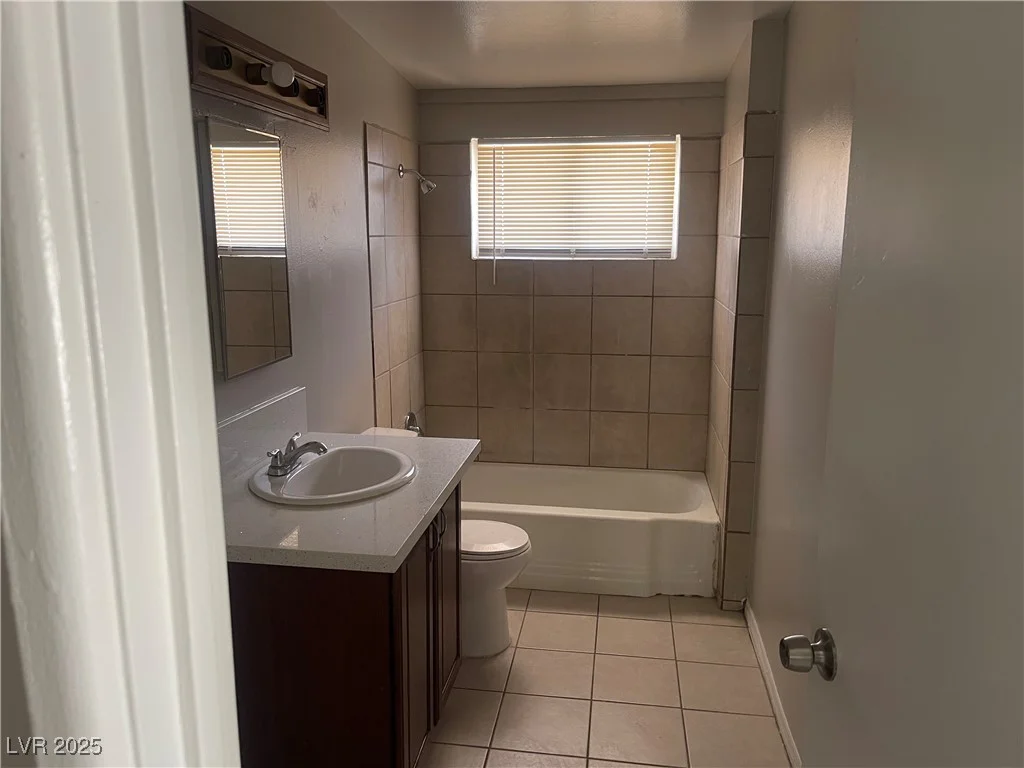 1901 Belmont, North Las Vegas, NV 89030