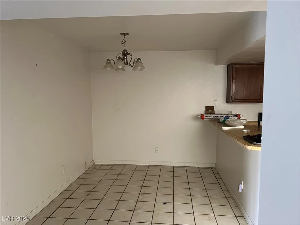 2638 Aracatuba, Las Vegas, NV 89121