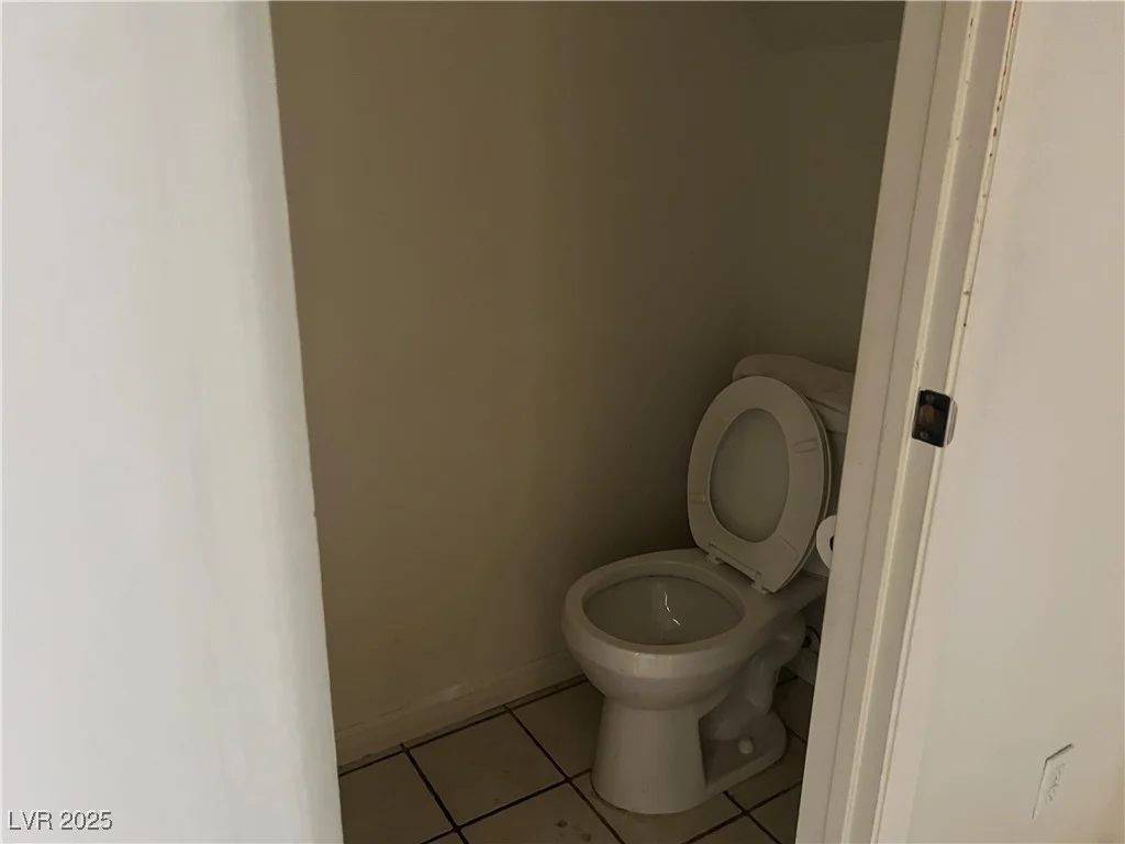 2638 Aracatuba, Las Vegas, NV 89121