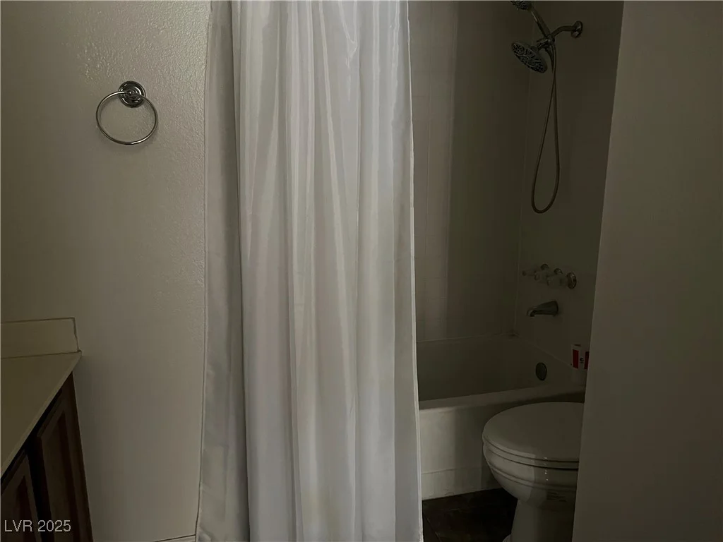 2638 Aracatuba, Las Vegas, NV 89121