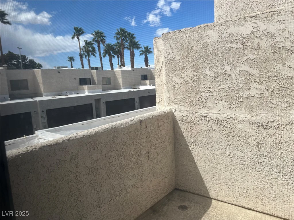 2638 Aracatuba, Las Vegas, NV 89121