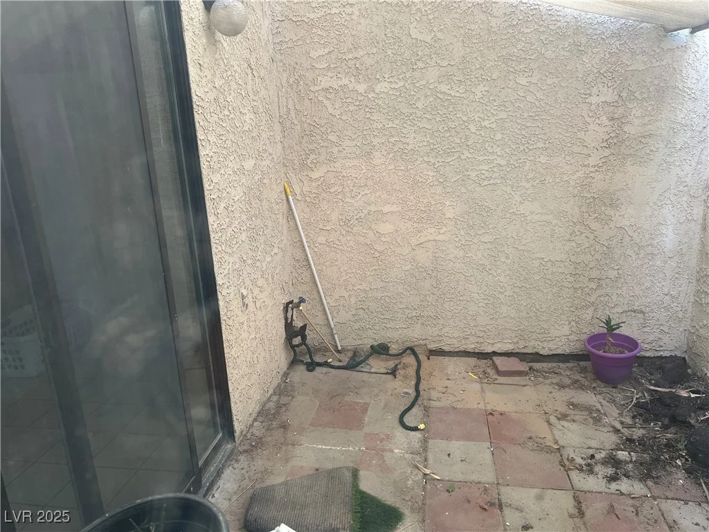 2638 Aracatuba, Las Vegas, NV 89121