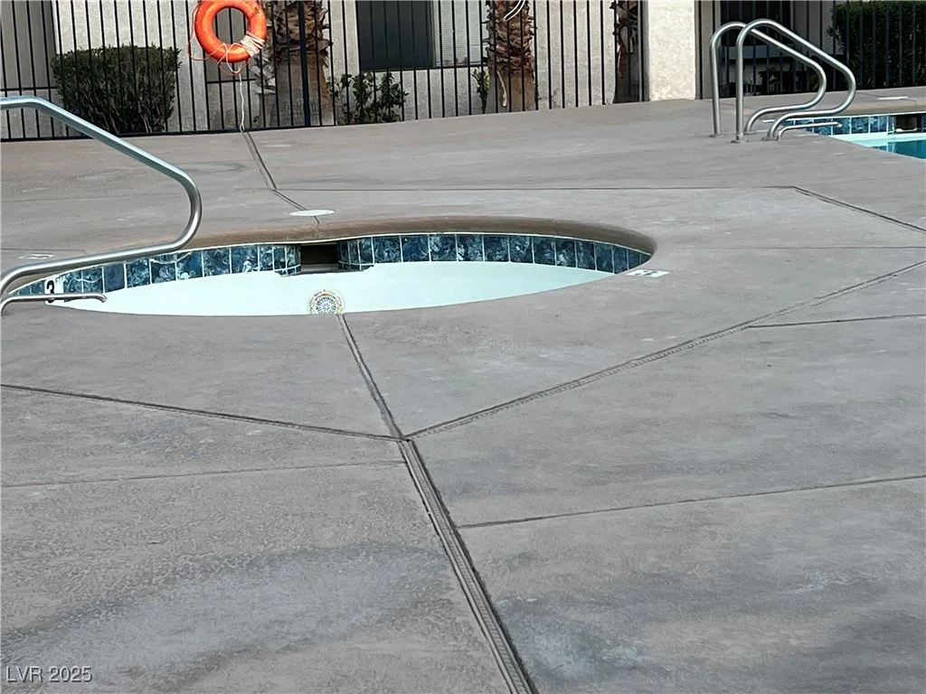 2638 Aracatuba, Las Vegas, NV 89121